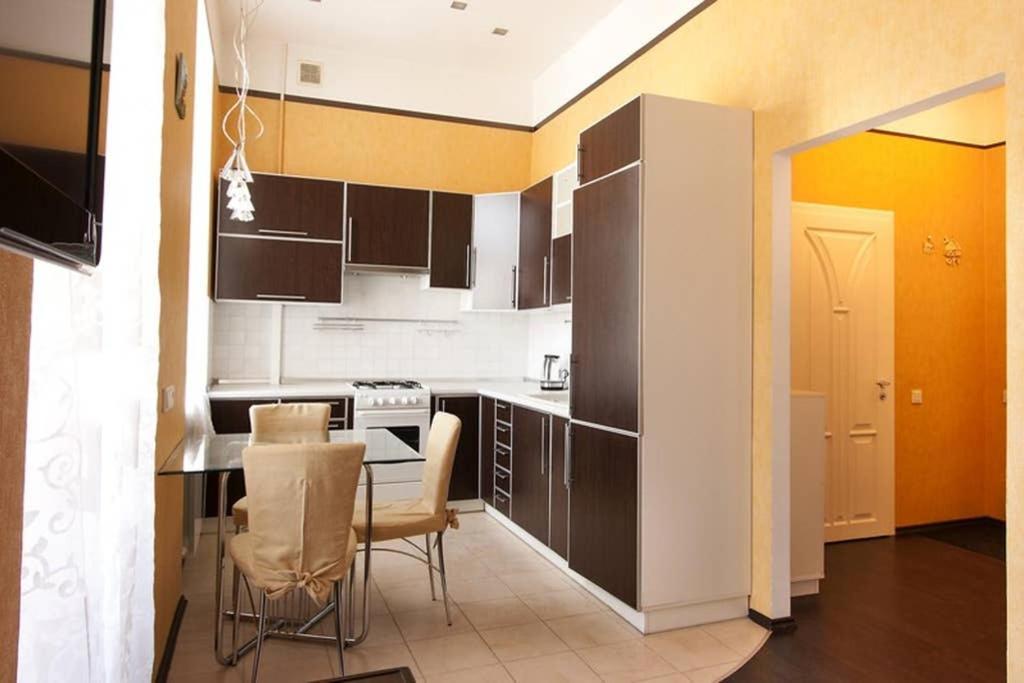 Апартаменти Centre 911 Flat Київ Екстер'єр фото