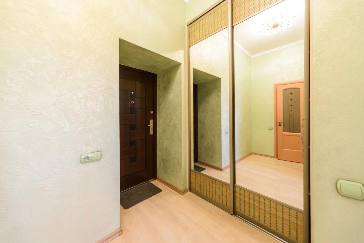 Апартаменти Centre 911 Flat Київ Екстер'єр фото
