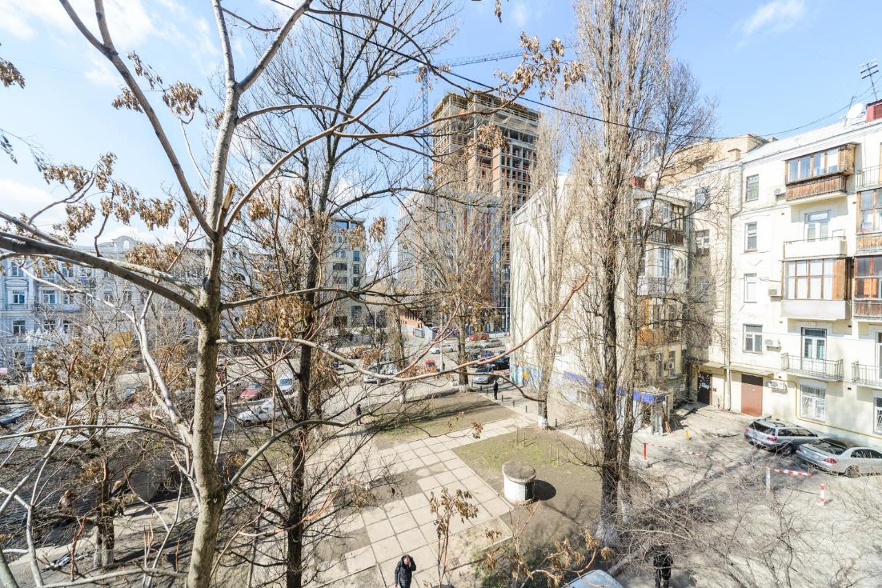 Апартаменти Centre 911 Flat Київ Екстер'єр фото